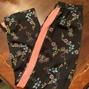 Silky printed joggers with stripe